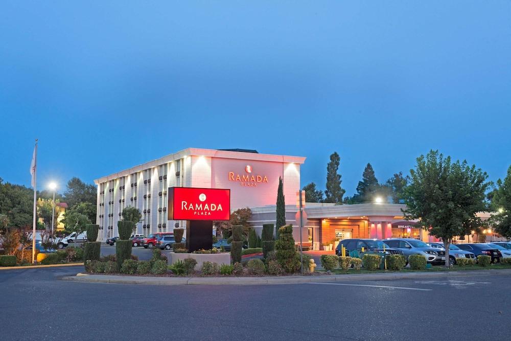 Doubletree By Hilton Chico, Ca Hotel Exterior foto